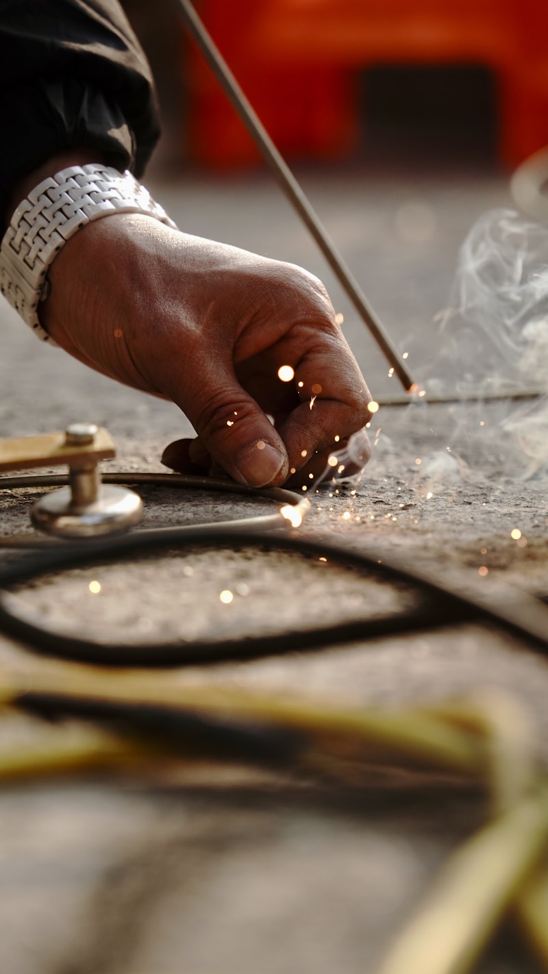 GAS CUTTING TORCH